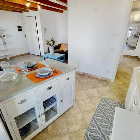 Triestevillas Duplex Attic In The Heart Of The Historical Center 公寓 *